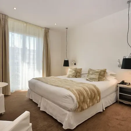 فندق Renoir 4*
