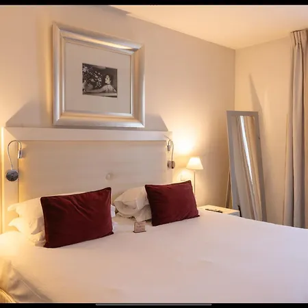 فندق Renoir 4*