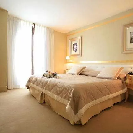 Hotell Renoir