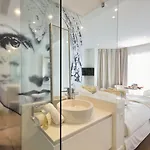 Hotell Renoir