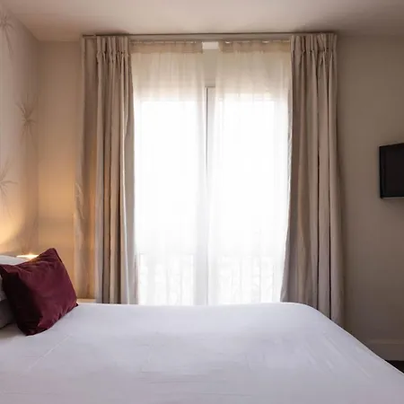 فندق Renoir 4*