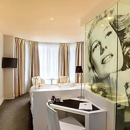 Hotel Renoir 4*