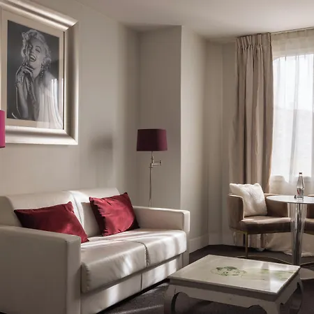 Renoir Hotel