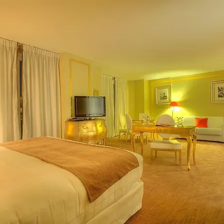 فندق Renoir 4*