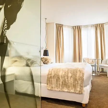 Renoir Hotel