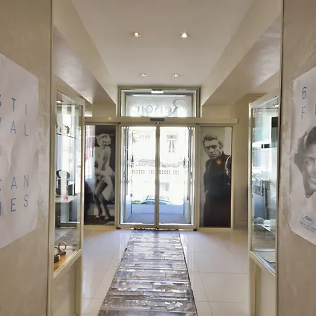 Szálloda Renoir Cannes