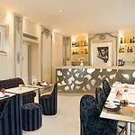 Renoir 4* Cannes